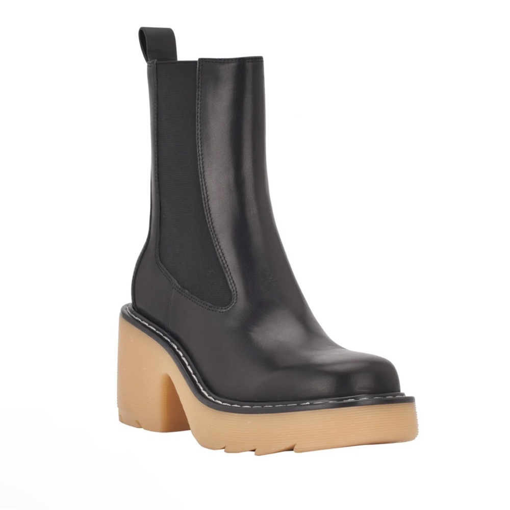 NEW Marc Fisher Fredy Lug Sole Black Leather/Natural Chunky Chelsea Boot size 10